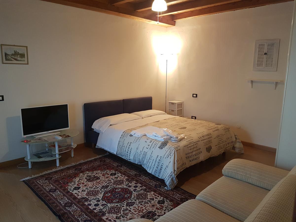 Corte Pomponazza Mantua Buitenkant foto